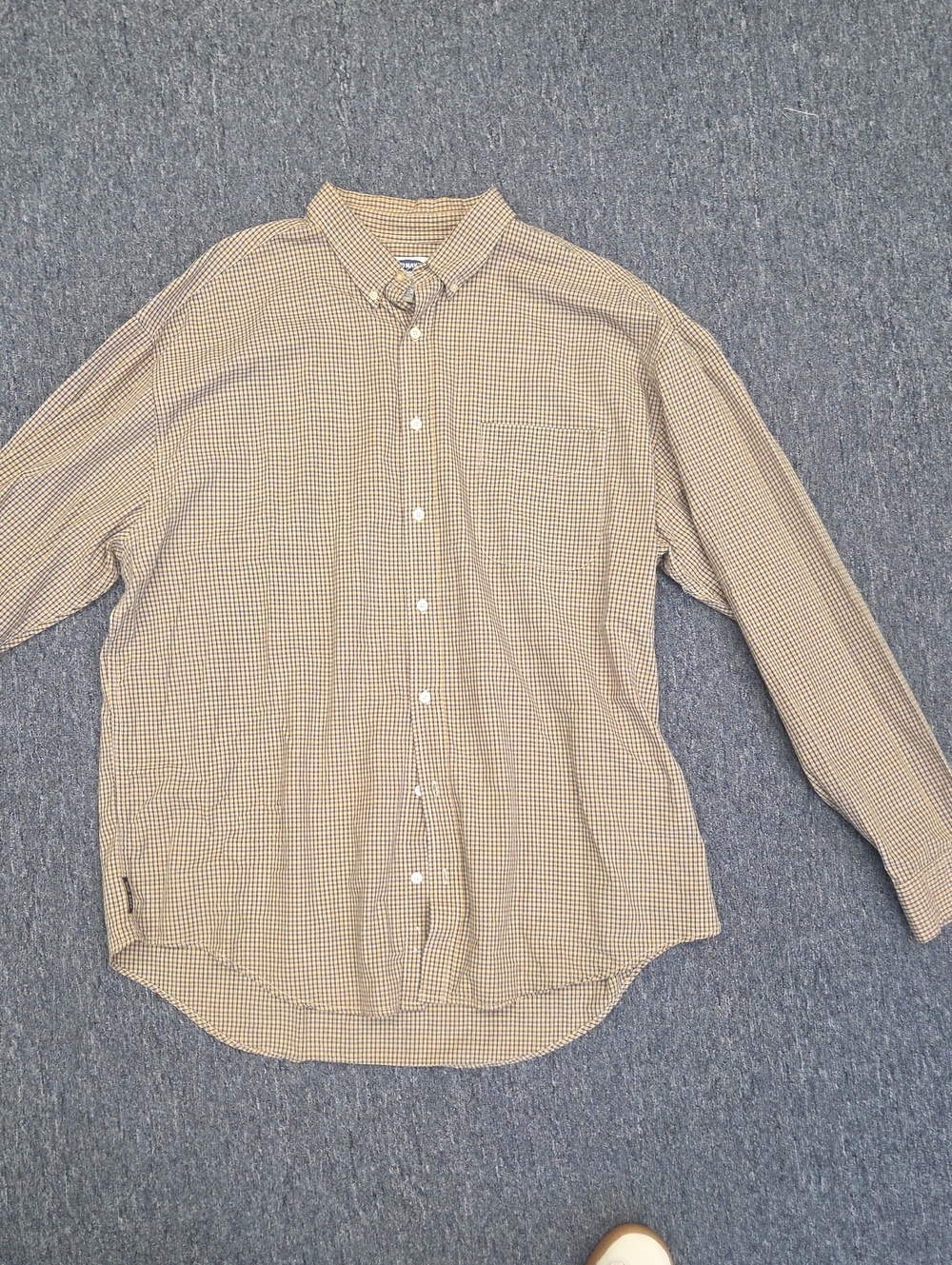 Old Navy Men's Tan and Brown Small-Check Button-Down Shirt
